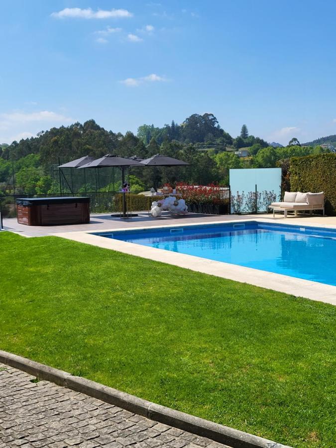 Villa Moura - Pool & Jacuzzi Póvoa de Lanhoso Exteriér fotografie